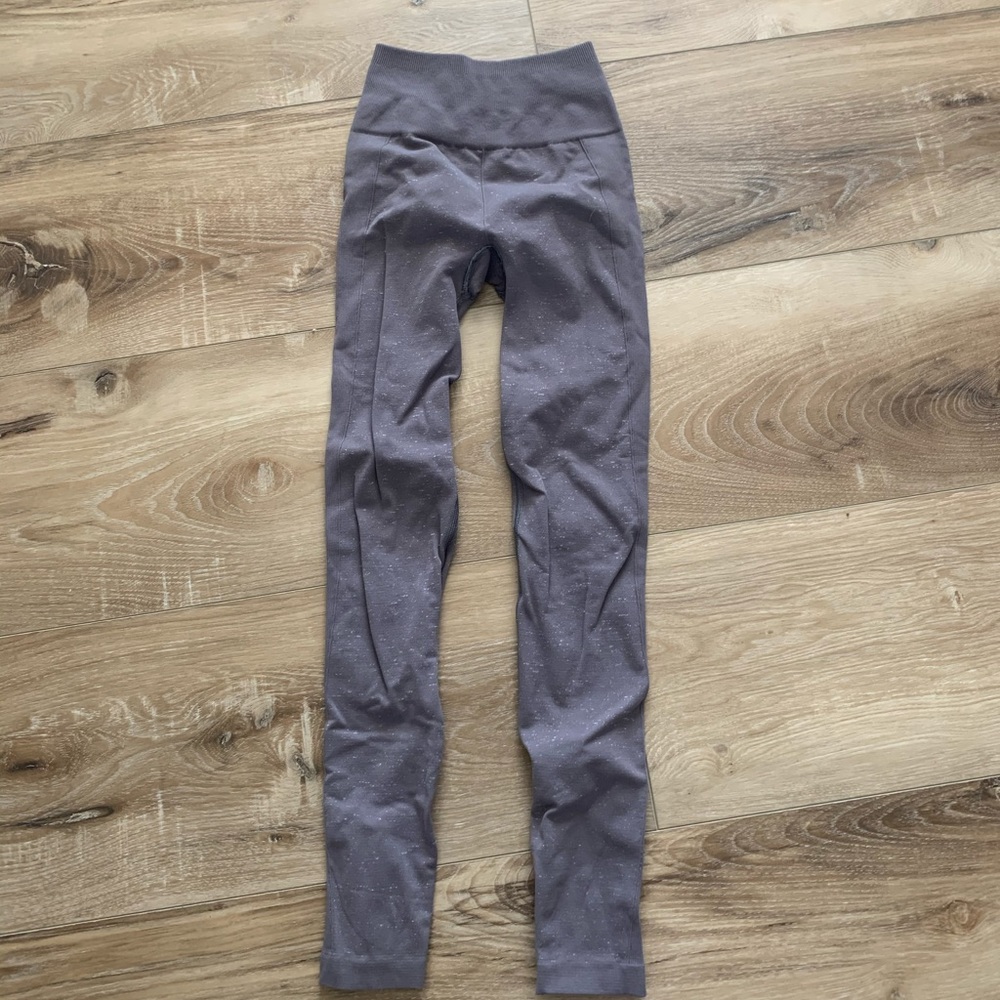lululemon free to flow leggings grey size 2